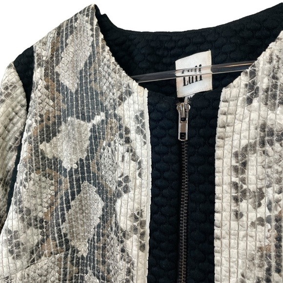 Luii Snake Animal Print Faux Suede Quilted Textured Jacket Beige Black Size M - Picture 5 of 10